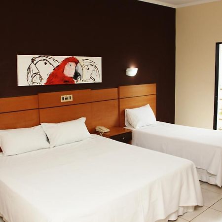 Real Palace Hotel Três Lagoas 外观 照片