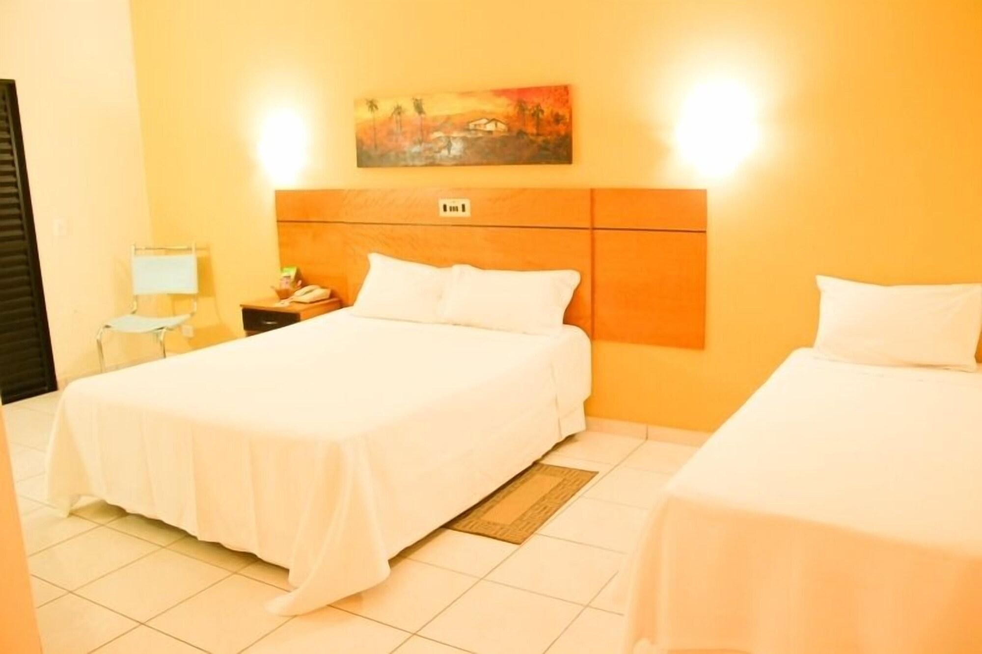 Real Palace Hotel Três Lagoas 外观 照片